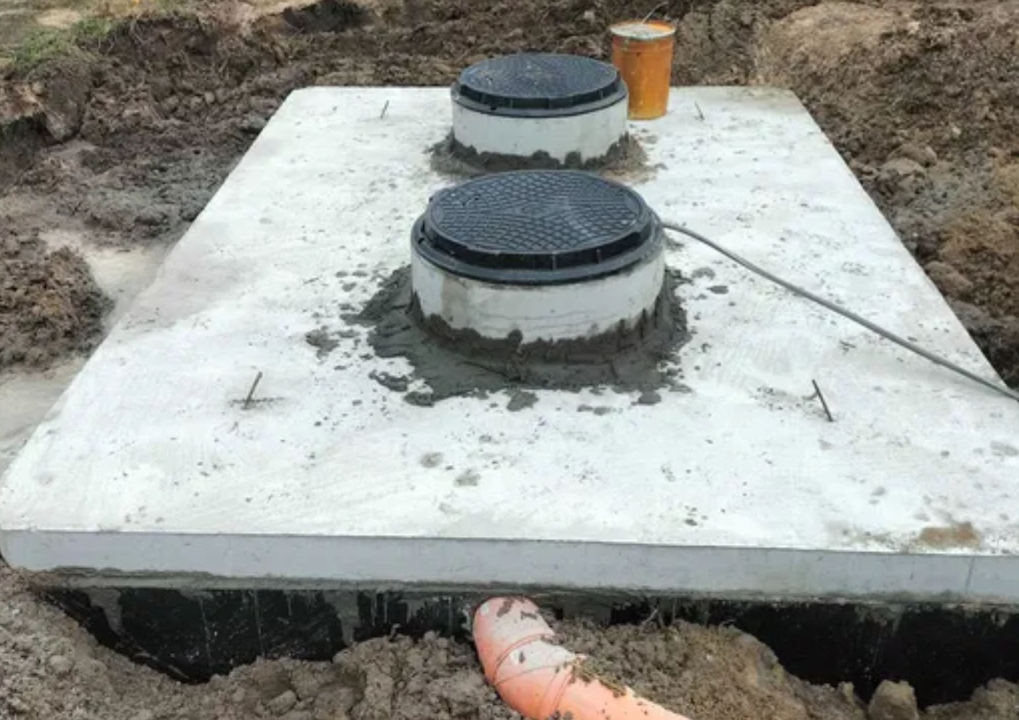 Szambo Śląsk – trwałe i szczelne zbiorniki z montażem