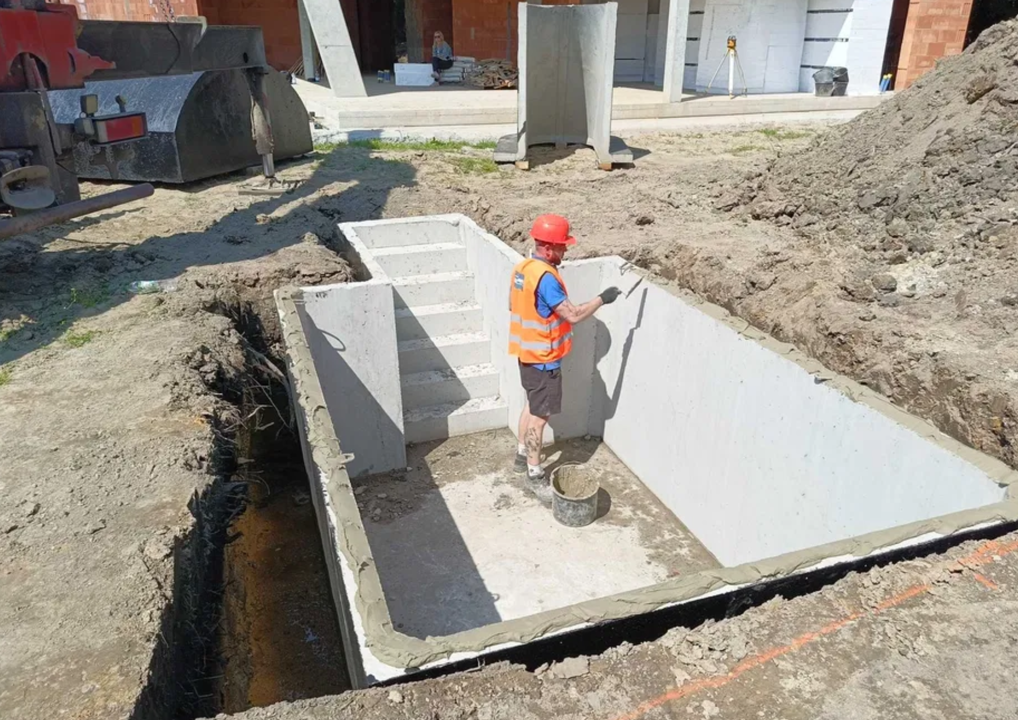 Piwniczka betonowa ze schodami – solidne i wygodne rozwiązanie do Twojego ogrodu