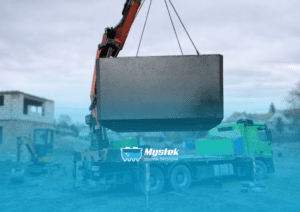 Szambo z montażem – czy warto wybrać kompleksową usługę?